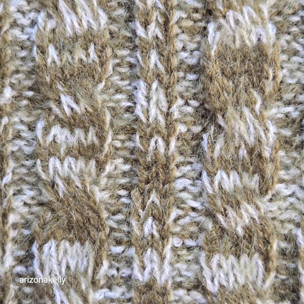 NWOT Marled Cashmere Cable Knit Scarf Green/Ivory - Picture 2 of 14